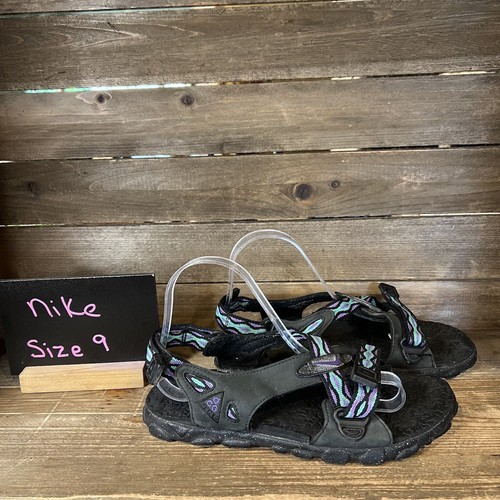 Sandali da donna vintage Nike ACG outdoor passeggio escursionismo taglia 9 M in ottime condizioni