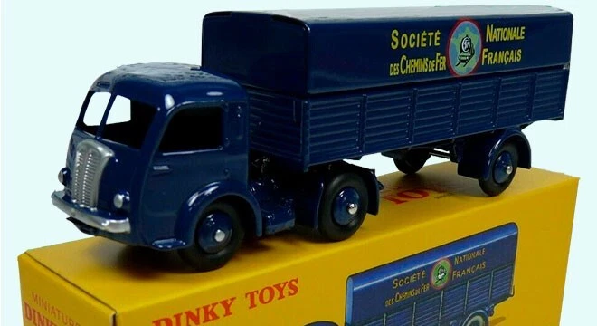 Panhard Tracteur + Remorque SNCF petit logo Ref 32AB - Photo 1/1
