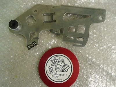 2008-16 KTM 690 Endura SMC Right Tank Retaining Plate #76507028000 - Изображение 1 из 2