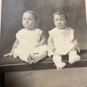 Central Texas Vintage Photo Portrait studio 2 babies #0434 - Picture 1 of 17