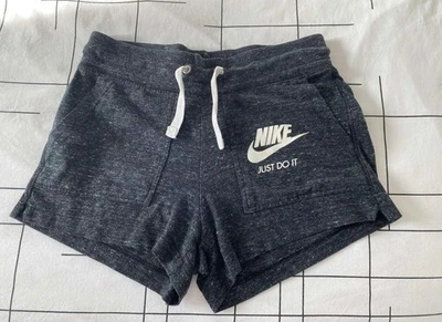 Short femme gris chiné NIKE Taille XS (34) - Photo 1/4