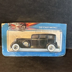 Hot Wheels Main Line 1982 Nuovo Modello Classics Packard WW BW Wheels Hong Kong 3920 - Foto 1 di 9