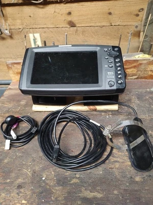 Hummingbird Transducer From 2009, Along With Broken Head Unit And Power Cables. - Image 1 of 4