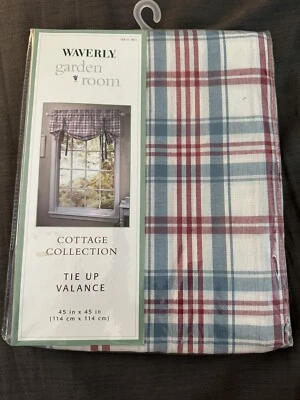 Panel de cortina Waverly Garden Room Hillside azul y rojo a cuadros 45" con lazos Foto 1 de 4