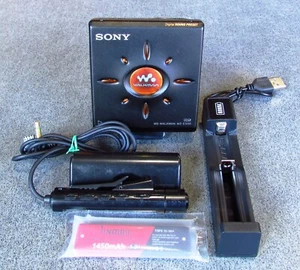 Reproductor de minidisco portátil SONY MZ-E500 remoto batería AA. pack totalmente funcional negro - Imagen 1 de 13