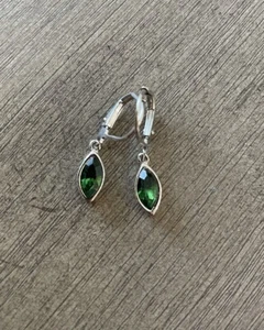 Crystal Navettes earrings made with Swarovski Green Tourmaline Crystals - Picture 1 of 2