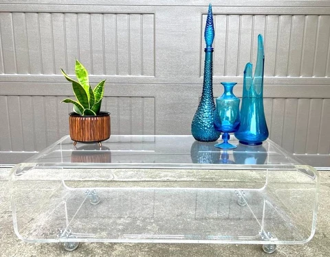 Mid Century Modern Lucite Acrylic Coffee Table With Wheels & Magazine Shelf Cover