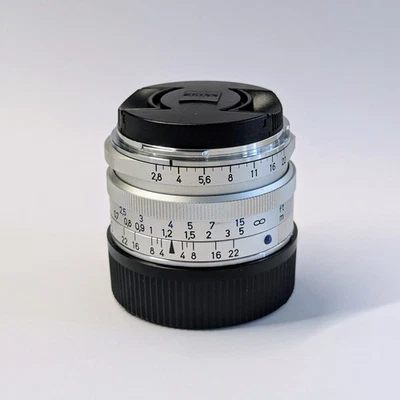 Carl Zeiss C Biogon T* 35mm f2.8 ZM Lens Silver Leica M Mount, mint USA SELLER - Image 1 of 4