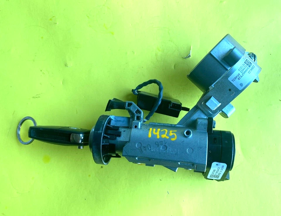 2012-2017 BUICK VERANO IGNITION SWITCH LOCK W/ KEY & IMMOBILIZER OEM 13504286 - Image 1 of 4