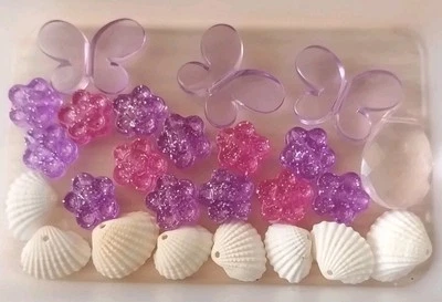 Beads Mix Acrylic Butterfly Shell Flower Teardrop Shiny Crafts Jewellery Beads - Image 1 of 2