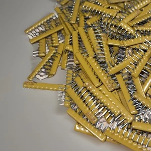 10 Stück - 1kΩ - BOURNS X4600 - SIP Thick-Film Widerstandsnetzwerke/Arrays - Bild 1 von 6