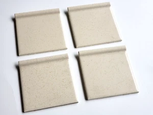 Vtg. Lot of 4 1970s Romany Ceramic Cove Edge Tiles - 4 1/4" Beige Tan Gold Flake - Picture 1 of 4