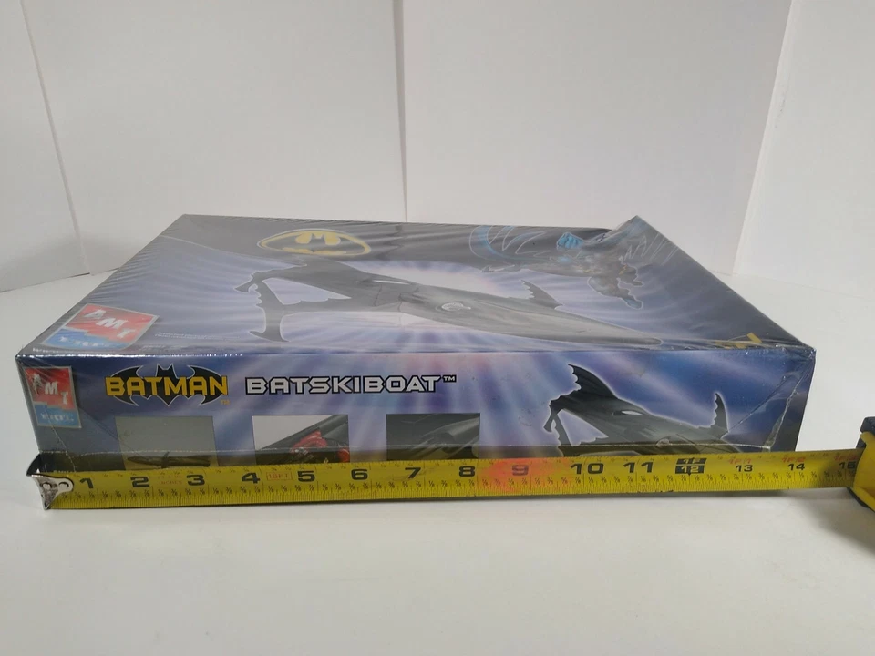 2003 AMT/ERTL Batman Batskiboat Model Kit 38040 New In Sealed Box - Image 1 of 4