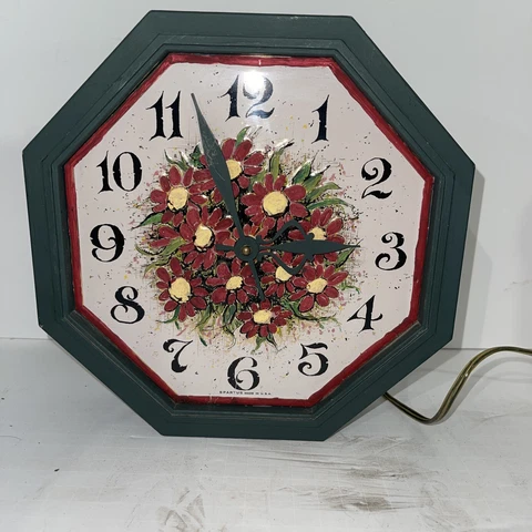 Vintage Working Spartus Electric Kitchen Wall Clock Red Daisies MCM Retro 9.5” Cover