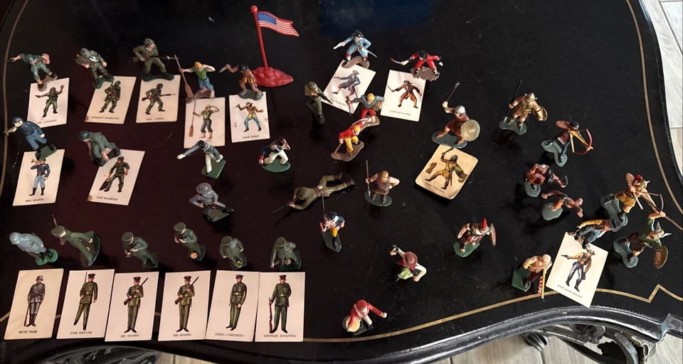 Warriors of the World Pirates Marx Figures 37Mixed Lot  19 cards 1 U.S.A Flag o# - Image 1 of 4