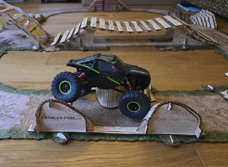 AX24 XC-1 Crawler 1/24th 4WS Brushed RTR, Grün, plus Upgrades - Bild 1 von 4