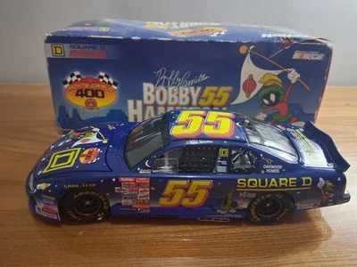 Chevrolet fundido a presión Bobby Hamilton 2001 Monte Carlo Square D/Looney Tunes 1:24 Foto 1 de 4