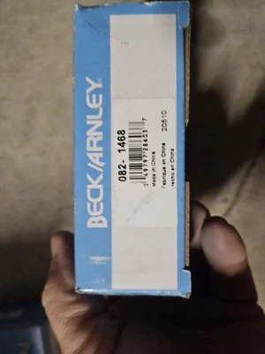 NUEVO JUEGO DE PASTILLAS DE FRENO DE DISCO BECK/ARNLEY 82-1468 para 89-95 Isuzu Amigo/Pickup/Trooper Foto 1 de 4