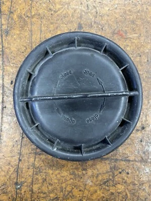 Tapa Trasera Luz Pequeña Audi A4 A5 BMW X5M X6 Mercedes C CLK CLS E GL ML GLA SLK Foto 1 de 4