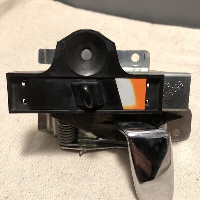 Manija de puerta interior derecha lado pasajero Jeep Grand Cherokee 93-98 OEM 55030004 Foto 1 de 4