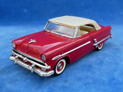 SUPERBE TOP ++ BUBY COLLECTOR'S CLASSICS 1:43 FORD SUNLINER 1953 - Imagen 1 de 4