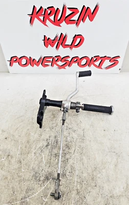 Harley Davidson Sportster 2000 controles delanteros palanca de cambios estriberas de pedal Foto 1 de 4