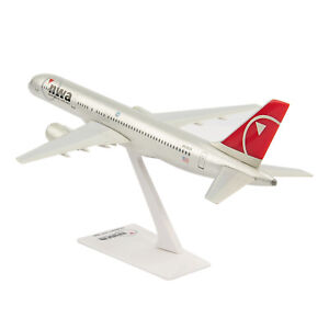 1/200 NORTHWEST AIRLINES Boeing 757-200 N535US Passanger Plane Display Toy Gift