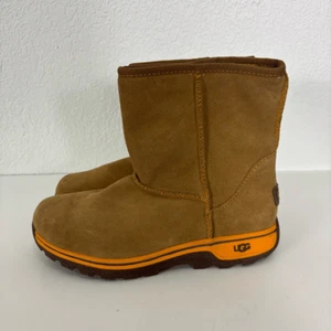UGG Chestnut Suede Fur Lined Winter Boots - Picture 1 of 9