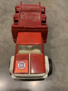 Vintage Tonka Hook And Ladder Fire Truck - Picture 1 of 6