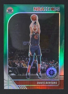 Aros Premium Stock Davis Bertans #71 Wizards Prizms 2019-20 verde - Imagen 1 de 2