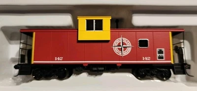 Walthers HO Scale International Wide Vision Caboose Detroit Toledo & Ironton 142 - Image 1 of 4