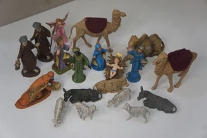 Lote 19 Figuras Belén Navidad Vintage ~ Algunas Hechas en Italia ~ Varios Juegos - Imagen 1 de 17