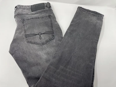 Jeans jeans preto slim fit perna reta S. Oliver 30x32 - Imagem 1 de 4