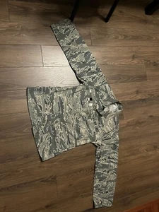 USAF Airman Battle Urban Camo Top Herren Gr. 34 S Neu - Bild 1 von 3