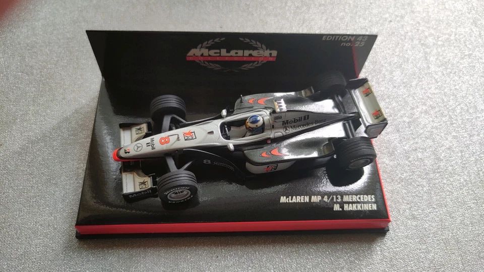 Minichamps 530984308 McLaren MP4/13 1998 Mika Hakkinen 1/43 - Immagine 1 di 1