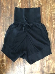 Nike Every Stitch Considered Women’s Black Shorts XS NWT $300 Made In Italy - Picture 1 of 10