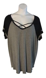 Torrid 2 2X Navy Blue Gray Baseball Tee Knit Shirt Top SOFT - Picture 1 of 3