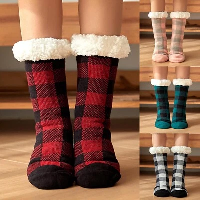 Calcetines de felpa de invierno para alfombra de felpa gruesos a cuadros estampados para dormir nieve cálidos Foto 1 de 4