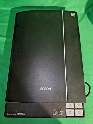 Epson Perfection V370 Photo, Slide & Film Scanner UNTESTED No Pwr Cord - Image 1 of 4