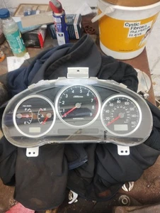 SUBARU IMPREZA WRX DASH CLUSTER SPEEDO 190k MILES BLOBEYE - Picture 1 of 4