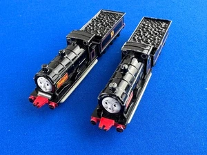 ERTL DOUGLAS & DONALD & TENDERS / Thomas Die-Cast Metal Trains 1992 - Picture 1 of 8