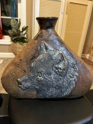Jarrón lobo de cerámica pintado a mano Raku jarra cerámica 9" alto 11" ancho Foto 1 de 4