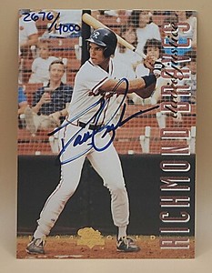 1994 Classic Best Gold Authentic Autograph David Justice #d 2676/4000