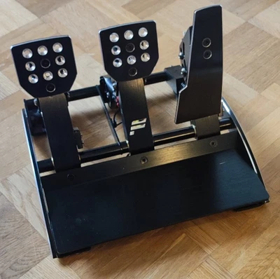 Fanatec ClubSport Pedals V3 –  guter Zustand – inkl. Damper Kit - Bild 1 von 4