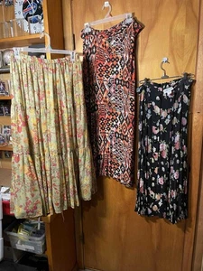lot 3 ladies clothing size large skirts dynomite, California Krush kitty kat - Picture 1 of 14