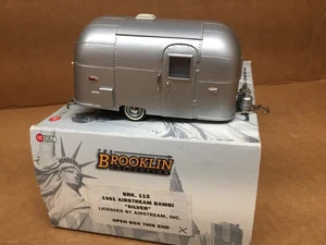 BROOKLIN MODELS 1:43 SCALE BRK.54 1953 STREAMLINED AMERICAN CARAVAN TRAILER NM - Picture 1 of 8