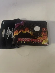Bi-Fold Mens Wallet DEADPOOL Building Explosion Pose - Picture 1 of 2