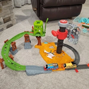 Thomas And Friends Sodor Safari Tiger Adventure Set Motorized Thomas And Percy - Picture 1 of 12
