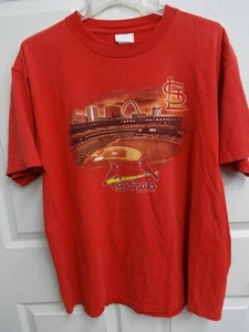 Vintage MLB 2000 St. Louis Cardinals Baseball T-Shirt Tee Men XL Red Field - Picture 1 of 6