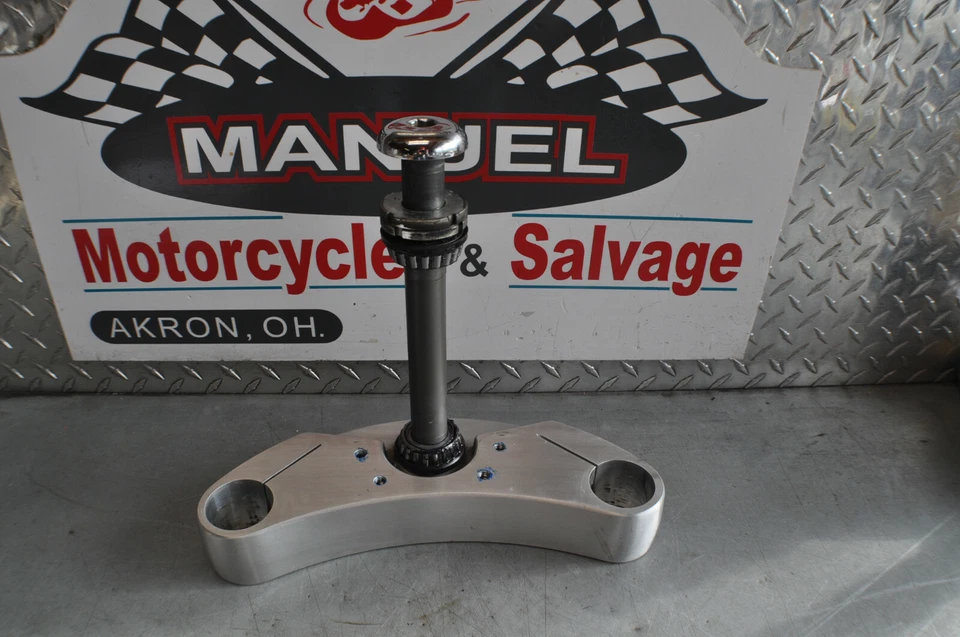 Polaris Victory V92C Classic Cruiser 2000 00 fondo inferior triple árbol 2 k millas  Foto 1 de 1